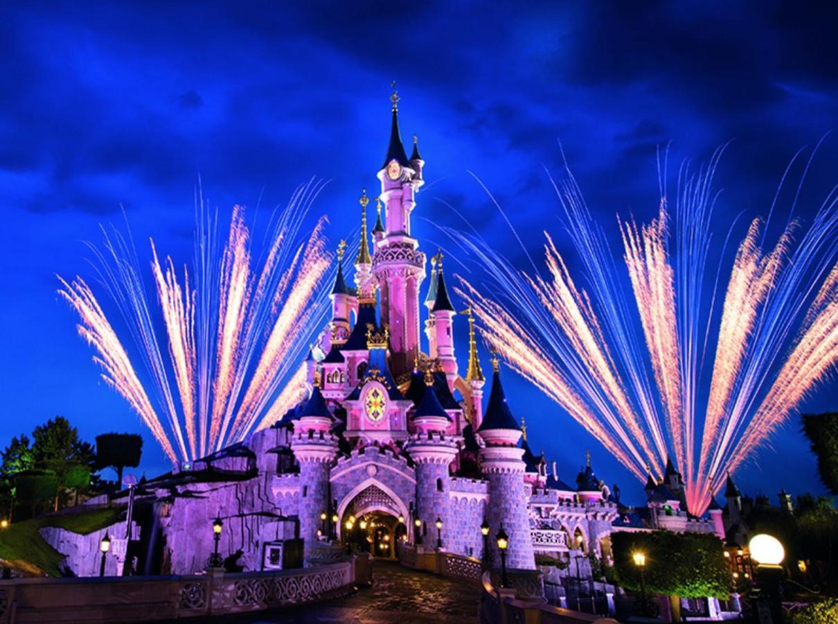 City House Next To Disneyland Bmyguest Coupvray Exterior foto